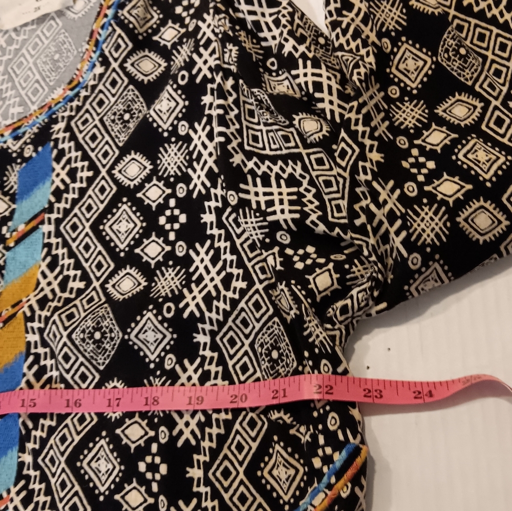 SAVANNA JANE print ruffle hem top, 2X - Picture 10 of 12